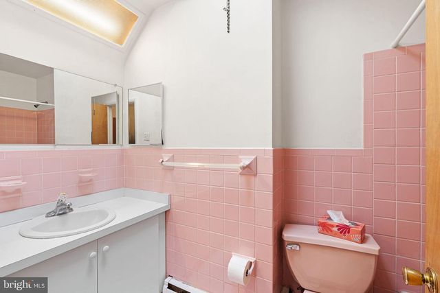 1123 TABOR PL, Philadelphia, PA 19111