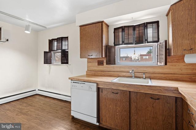 1123 TABOR PL, Philadelphia, PA 19111