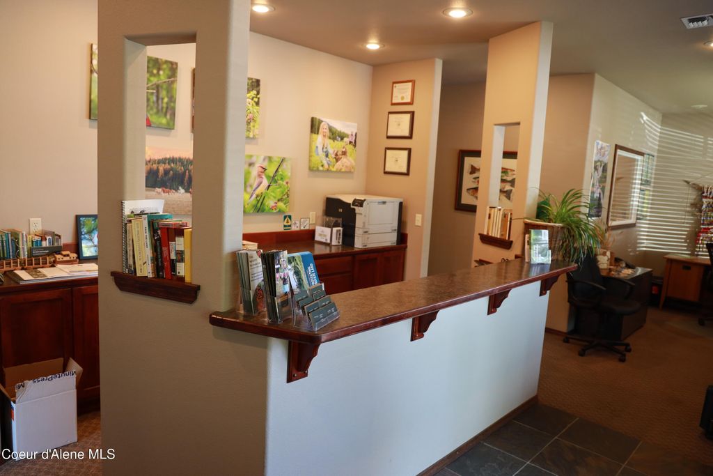 1215 Michigan St, Sandpoint, ID 83864 photo 3