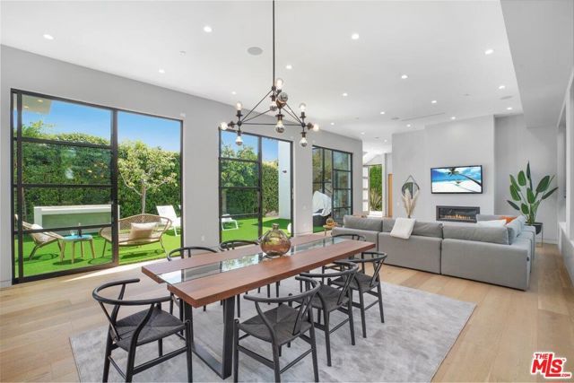 346 N KINGS Road, Los Angeles, CA 90048