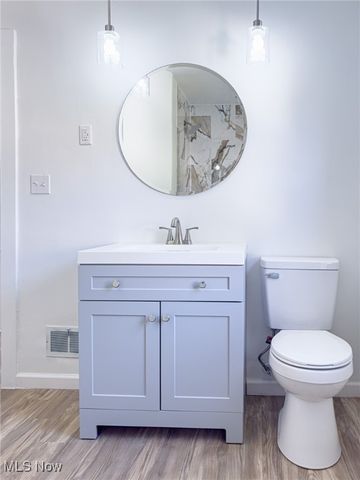 270 Hollywood Boulevard, Steubenville, OH 43952