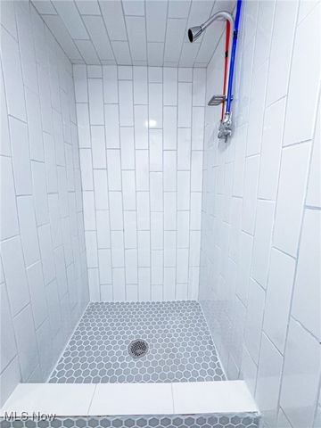 270 Hollywood Boulevard, Steubenville, OH 43952