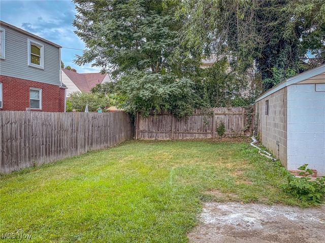 270 Hollywood Boulevard, Steubenville, OH 43952