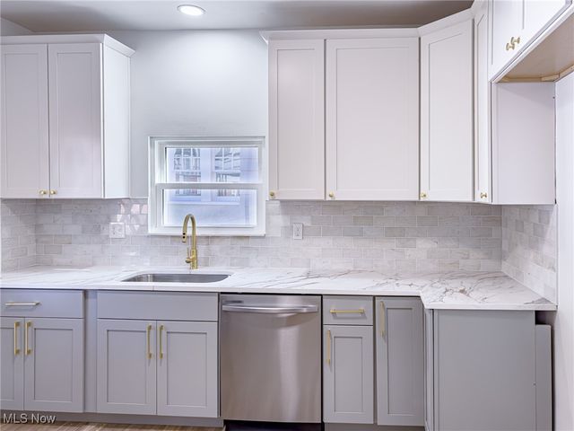 270 Hollywood Boulevard, Steubenville, OH 43952