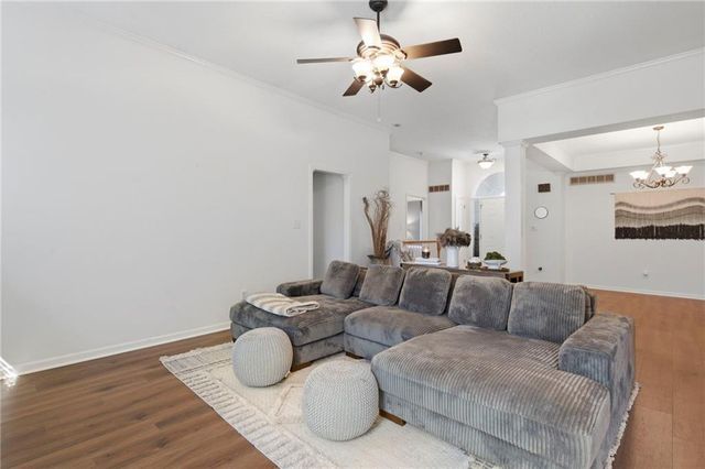 9428 N Ditzler Avenue, Kansas City, MO 64157