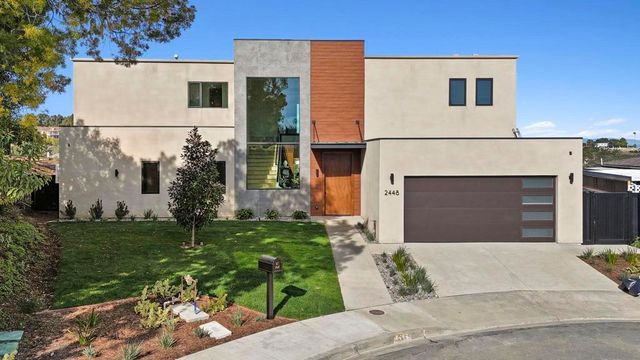 2448 Sagebrush Ct, La Jolla, CA 92037