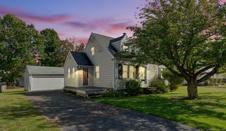 11 Fern Street, Windsor Locks, CT 06096