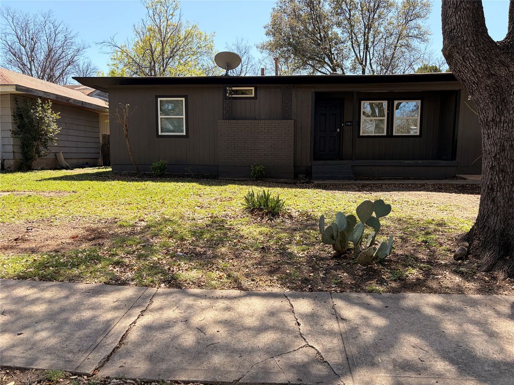 2408 Norwood Drive, Dallas, TX 75228