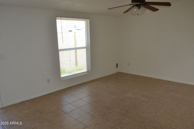 1551 E 28TH Avenue 4, Apache Junction, AZ 85119