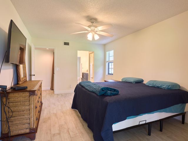 2001 Keystone Drive S A, Jupiter, FL 33458