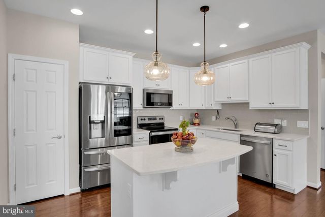 646 REPUBLIC WAY, Mechanicsburg, PA 17050