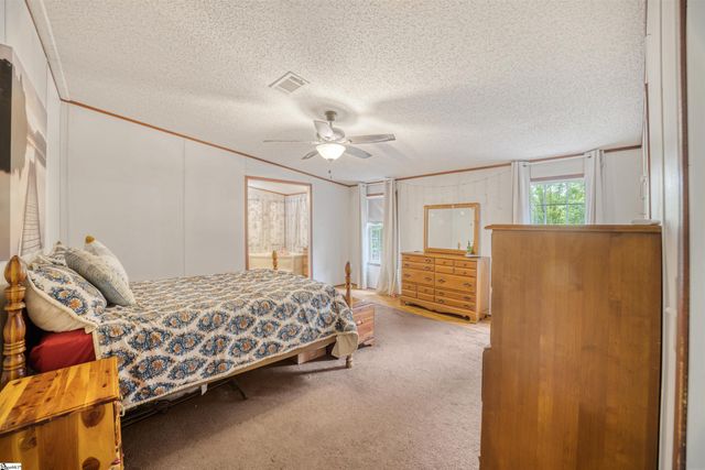 189 Farmers Hill Road, Liberty, SC 29657