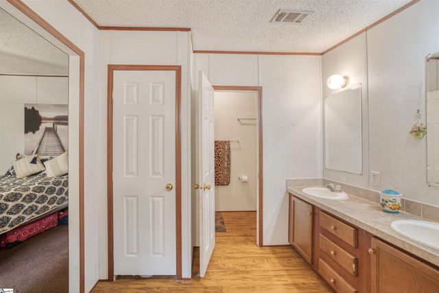 189 Farmers Hill Road, Liberty, SC 29657