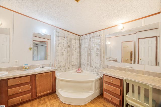 189 Farmers Hill Road, Liberty, SC 29657