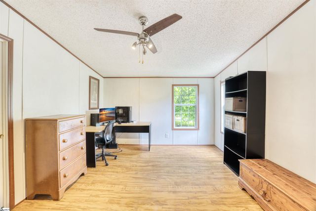 189 Farmers Hill Road, Liberty, SC 29657