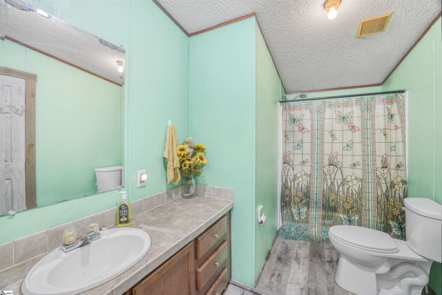 189 Farmers Hill Road, Liberty, SC 29657