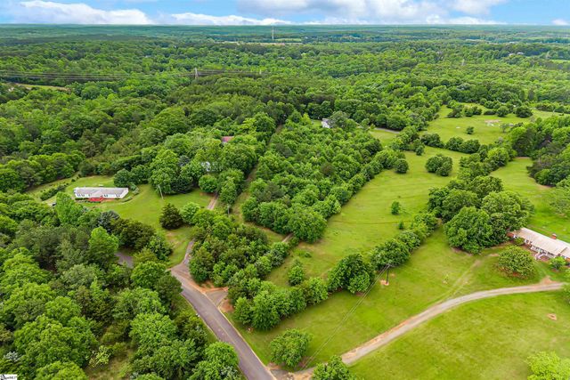 189 Farmers Hill Road, Liberty, SC 29657