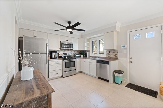 302 Columbia Common, Hillsborough Twp., NJ 08844