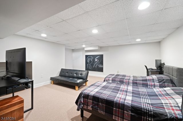 302 Columbia Common, Hillsborough Twp., NJ 08844