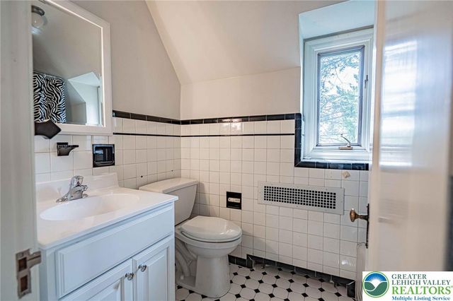 2829 West Gordon Street, Allentown City, PA 18104