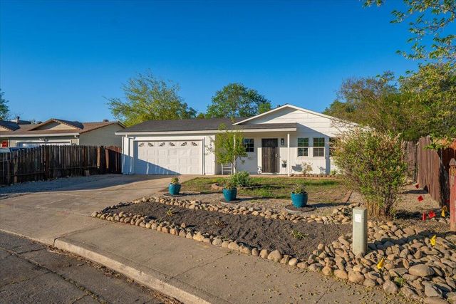 3521 Timber Lane, Anderson, CA 96007
