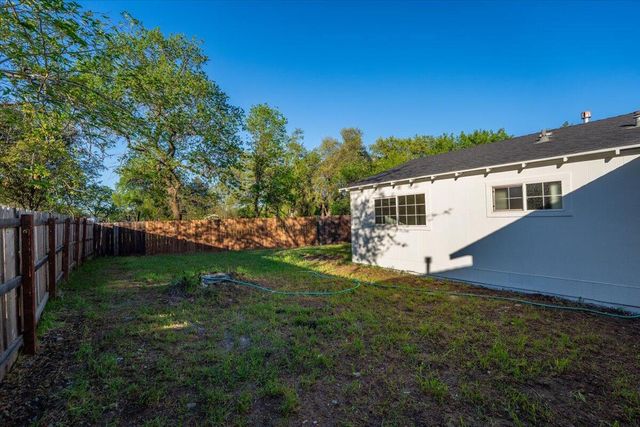 3521 Timber Lane, Anderson, CA 96007