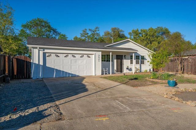 3521 Timber Lane, Anderson, CA 96007