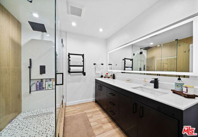 6159 Debs Avenue, Woodland Hills (los Angeles), CA 91367