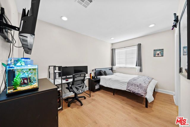 6159 Debs Avenue, Woodland Hills (los Angeles), CA 91367