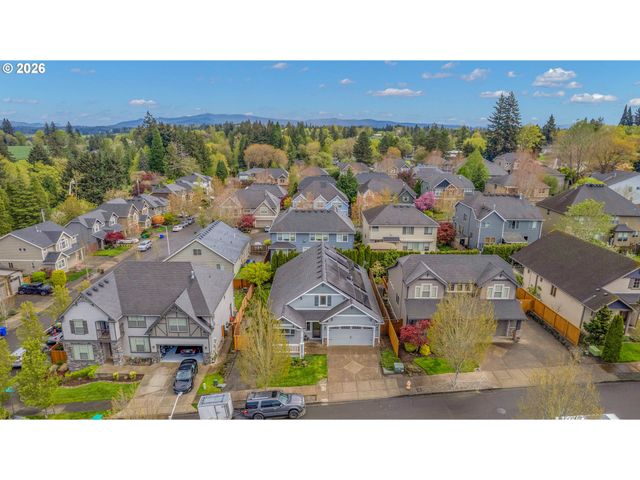 1068 Se KINGFISHER Ln, Gresham, OR 97080