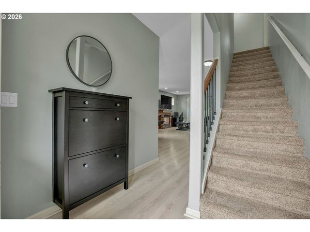 1068 Se KINGFISHER Ln, Gresham, OR 97080