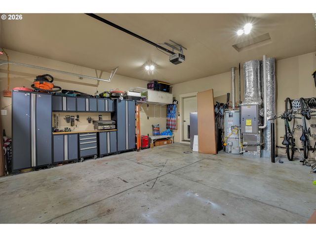 1068 Se KINGFISHER Ln, Gresham, OR 97080