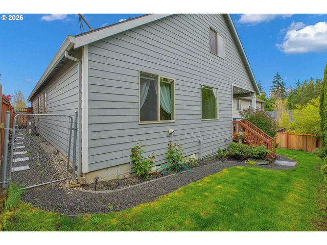 1068 Se KINGFISHER Ln, Gresham, OR 97080