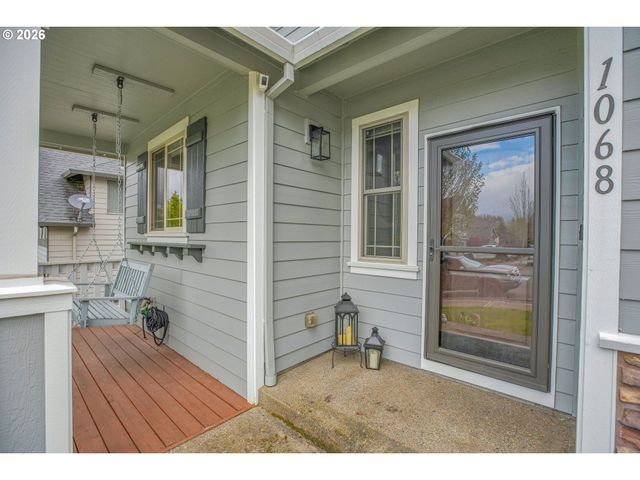 1068 Se KINGFISHER Ln, Gresham, OR 97080