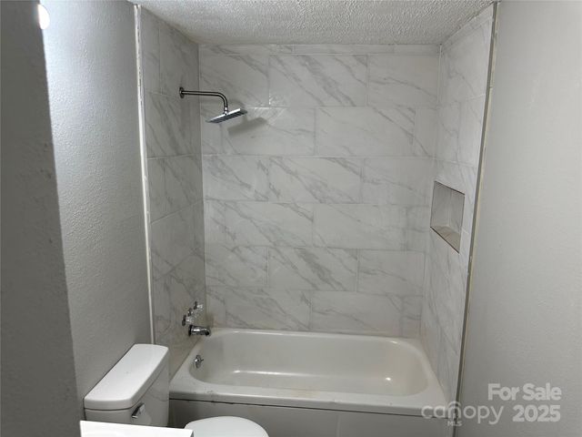 209 Brookview Road, Statesville, NC 28625