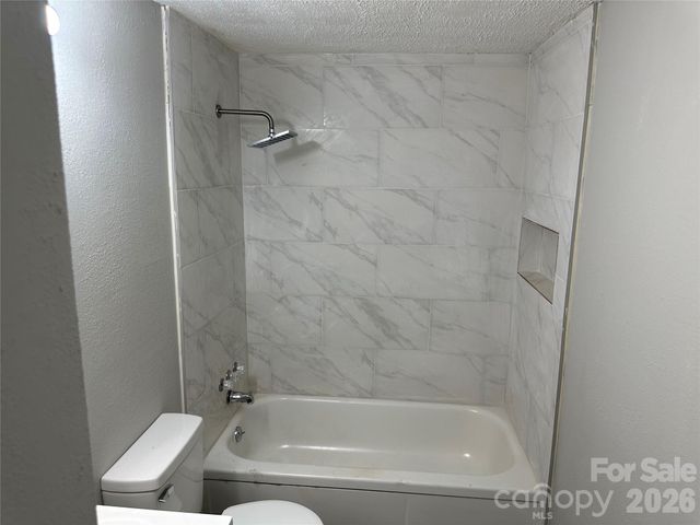 209 Brookview Road, Statesville, NC 28625