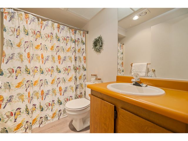3404 19TH Ave 101, Forest Grove, OR 97116