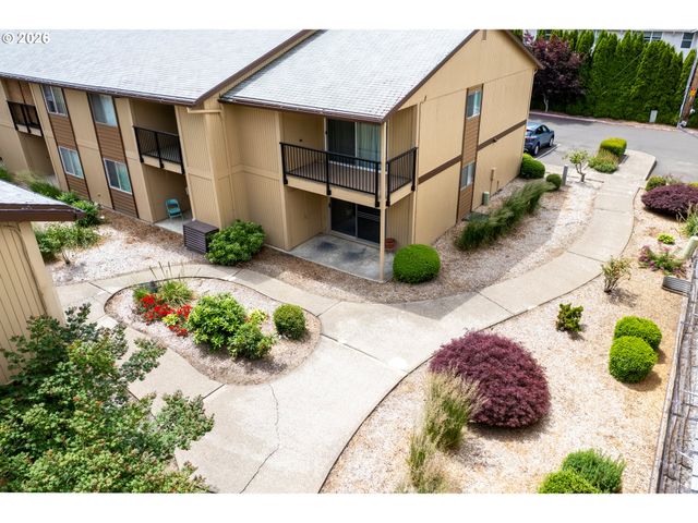 3404 19TH Ave 101, Forest Grove, OR 97116
