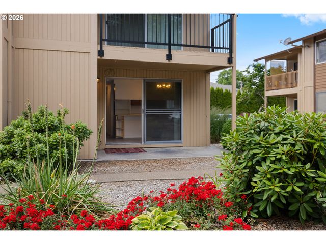 3404 19TH Ave 101, Forest Grove, OR 97116