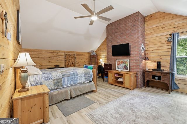 60 Cady Lane, Cleveland, GA 30528