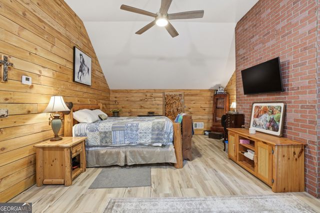 60 Cady Lane, Cleveland, GA 30528