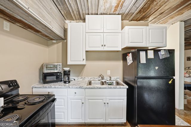 60 Cady Lane, Cleveland, GA 30528