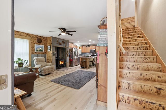 60 Cady Lane, Cleveland, GA 30528