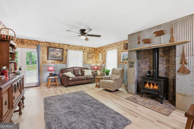 60 Cady Lane, Cleveland, GA 30528