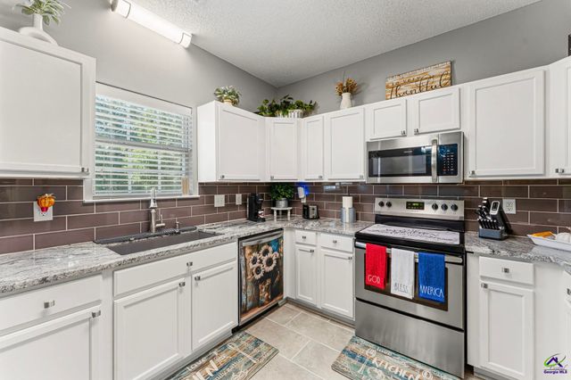 127 Feagin Mill Road, Warner Robins, GA 31088