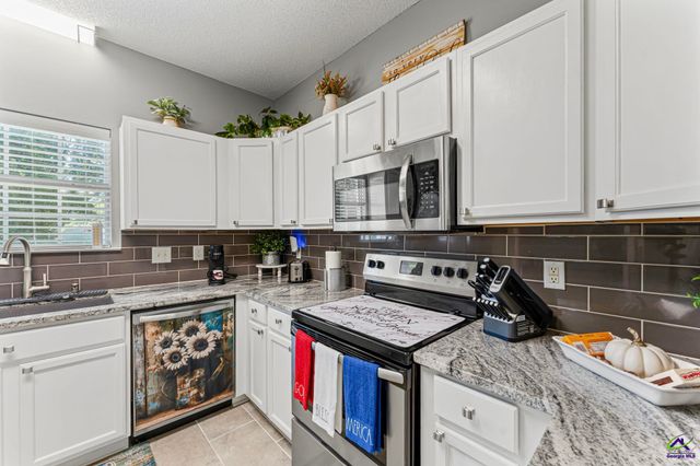 127 Feagin Mill Road, Warner Robins, GA 31088
