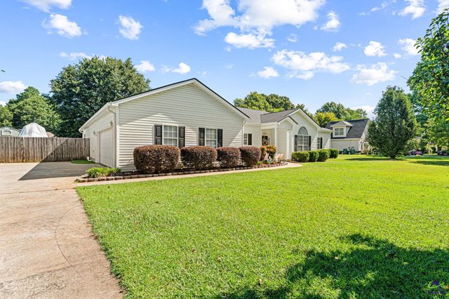 127 Feagin Mill Road, Warner Robins, GA 31088