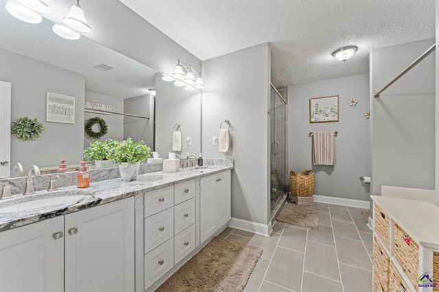 127 Feagin Mill Road, Warner Robins, GA 31088