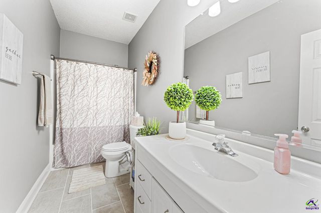 127 Feagin Mill Road, Warner Robins, GA 31088