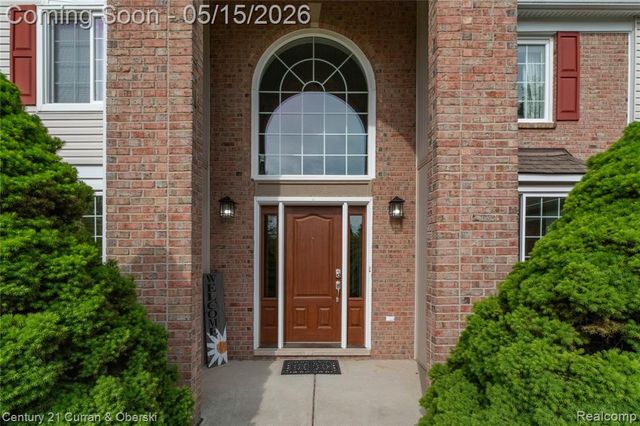 11687 E Hills Drive, Plymouth, MI 48170
